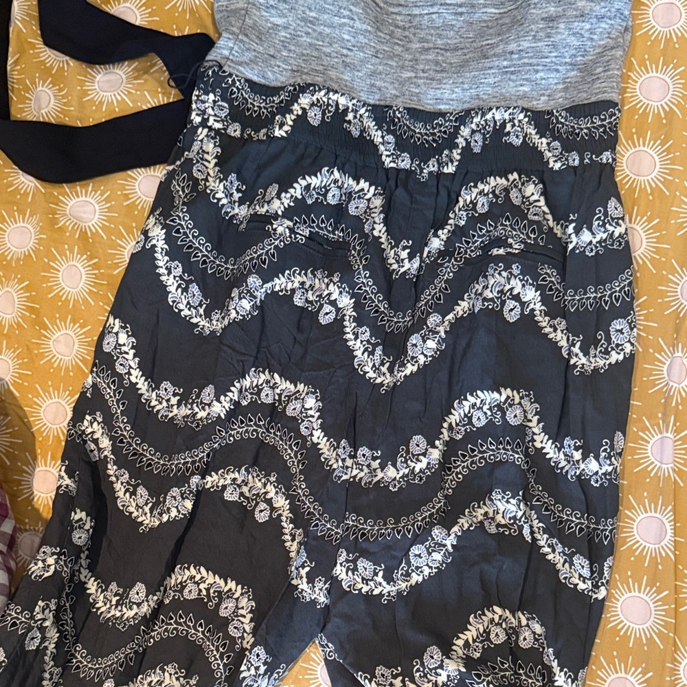 Gray And Black Patterned Jumpsuit - image 5